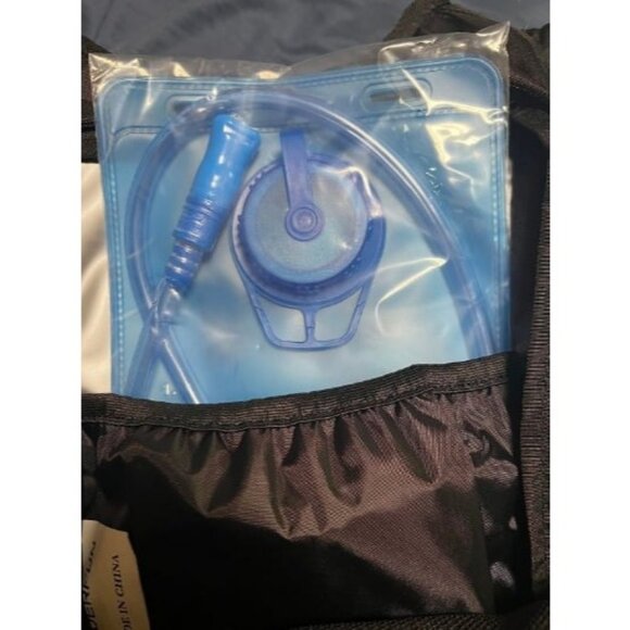 Hydration Backpack 18L with Water Bladder 2L/3L Hiking Water Backpack - Picture 3 of 5